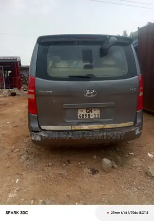 Hyundai H1 2010 Grey