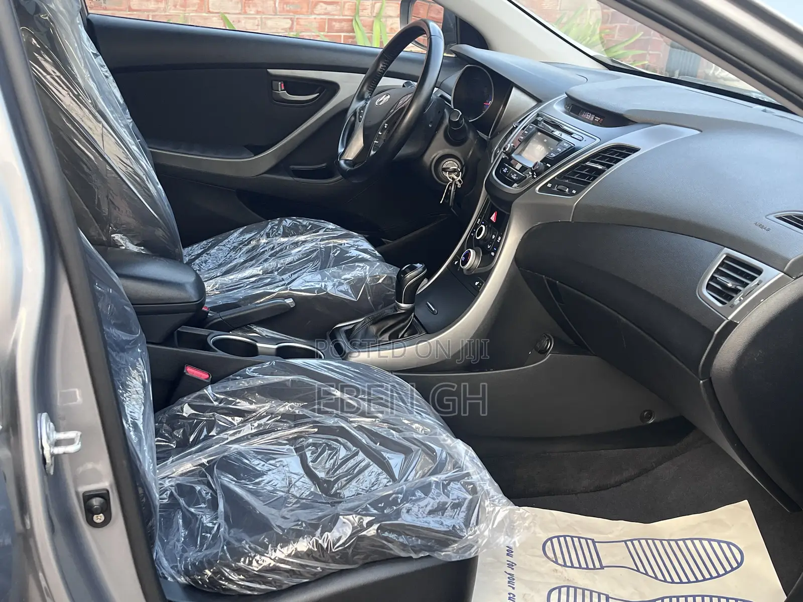 Hyundai Elantra Limited 4dr Sedan (1.8L 4cyl 6A) 2015 Gray