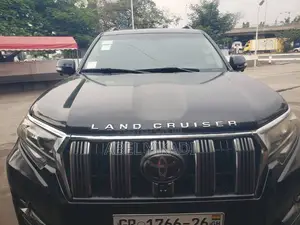 Toyota Land Cruiser Prado 2018 Black