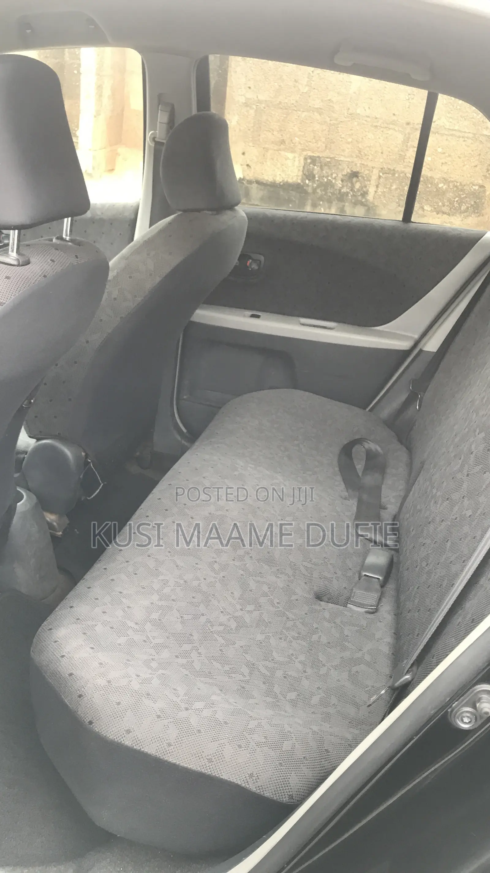 Toyota Vitz 1.0 FWD 3dr 2010 Black