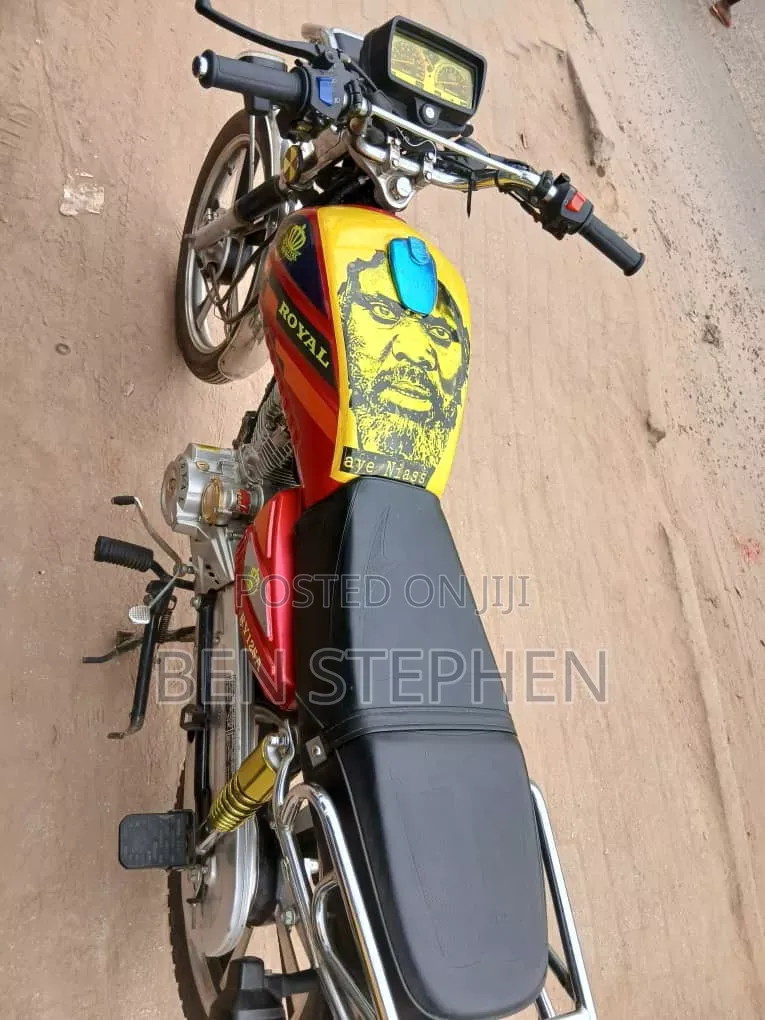 Royal RY125 2026 Red