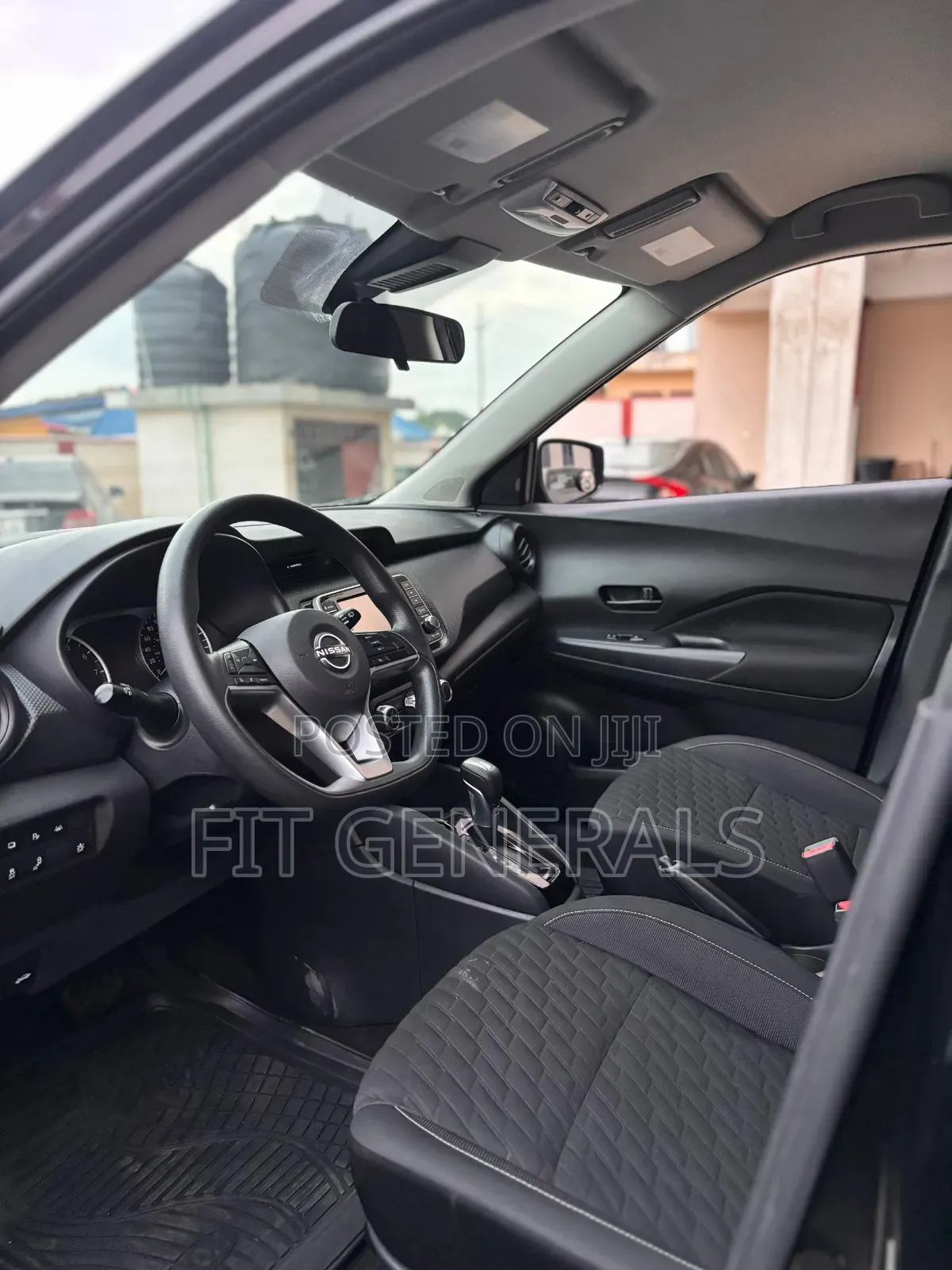 Nissan Kicks 2020 Brown