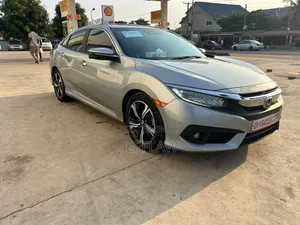 Honda Civic Touring Sedan 2018
