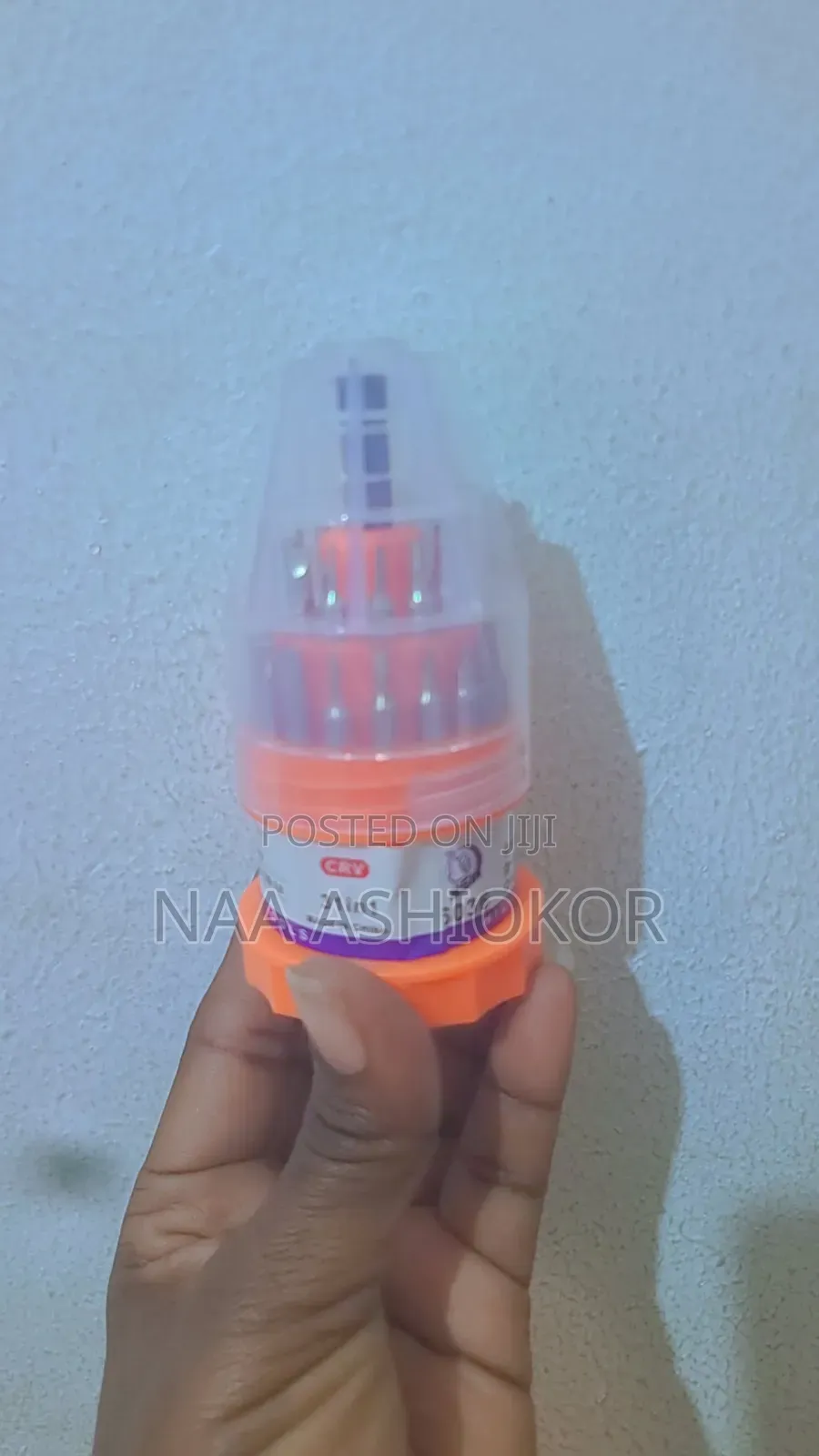 31 in 1 Interchangeable Bits Screwdriver Set