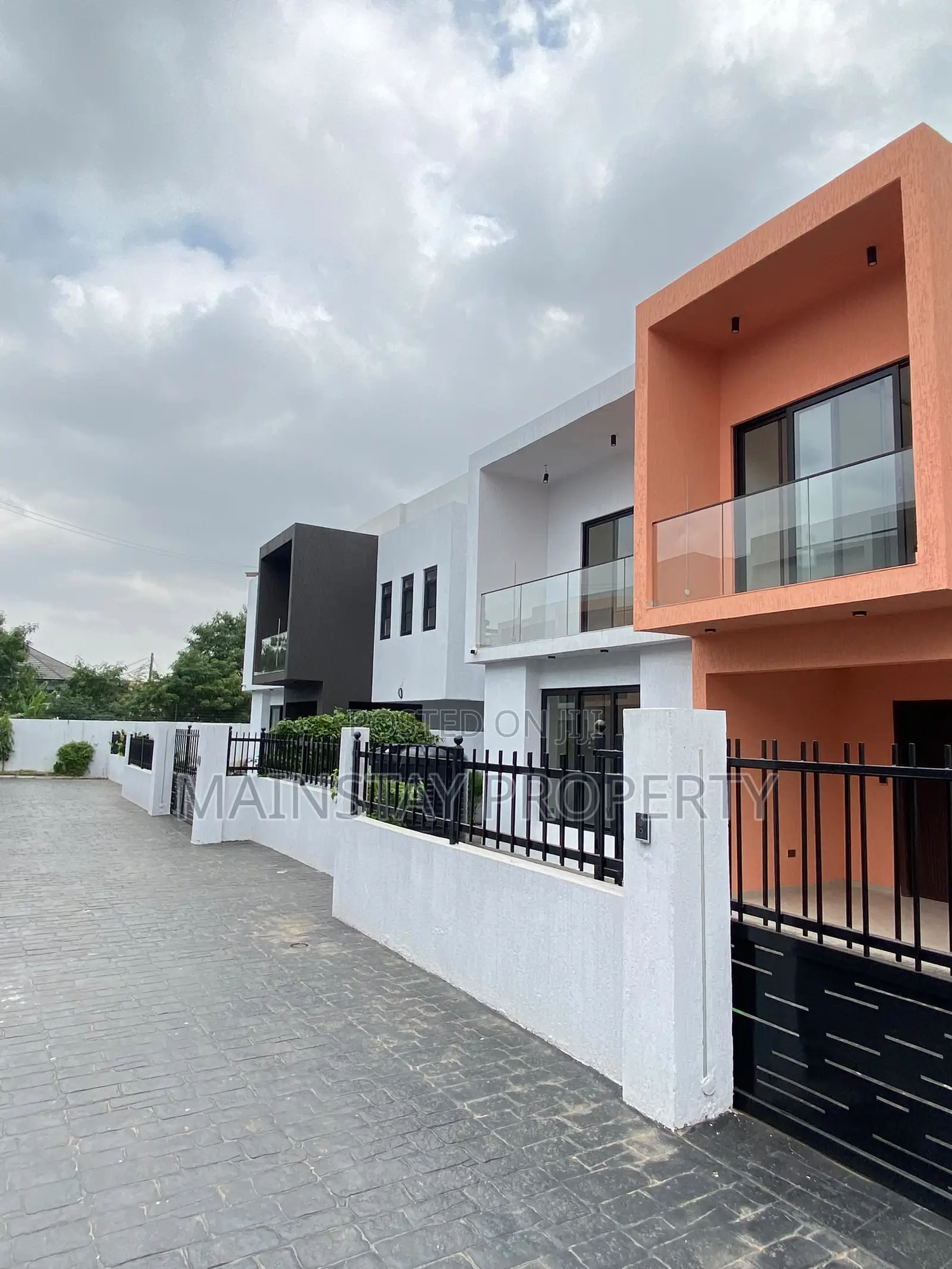 4bdrm House in Mainstay Estates, East Legon for sale
