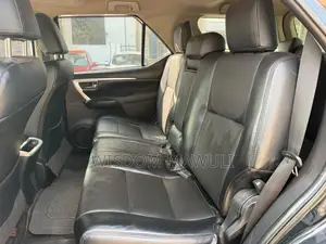 Toyota Fortuner 2019 Black
