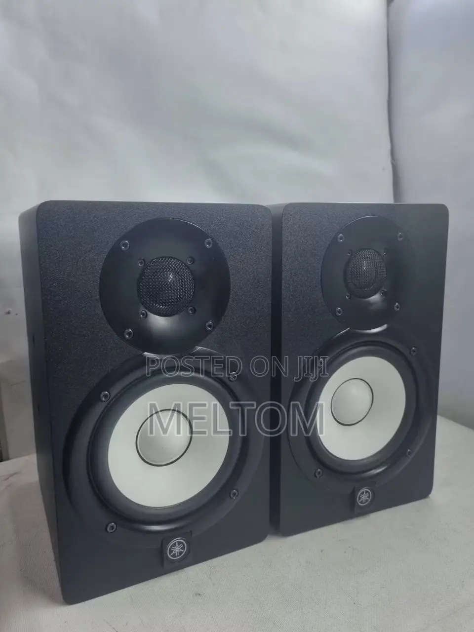 Yamaha Hs5 Active Studio Monitor Speaker(1pair)