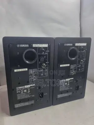 Yamaha Hs5 Active Studio Monitor Speaker(1pair)
