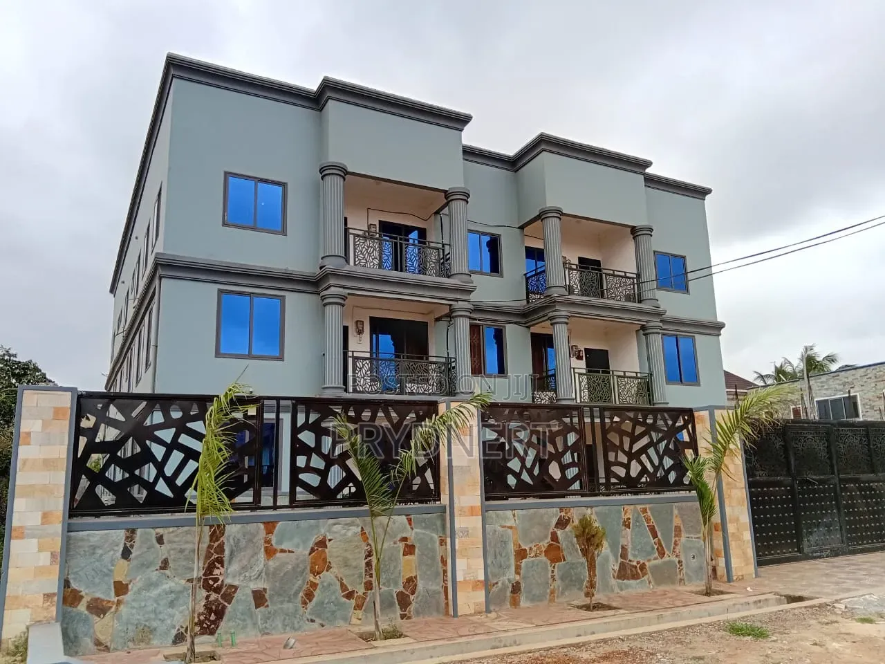 2bdrm Apartment in Devtraco, Community 25 for rent