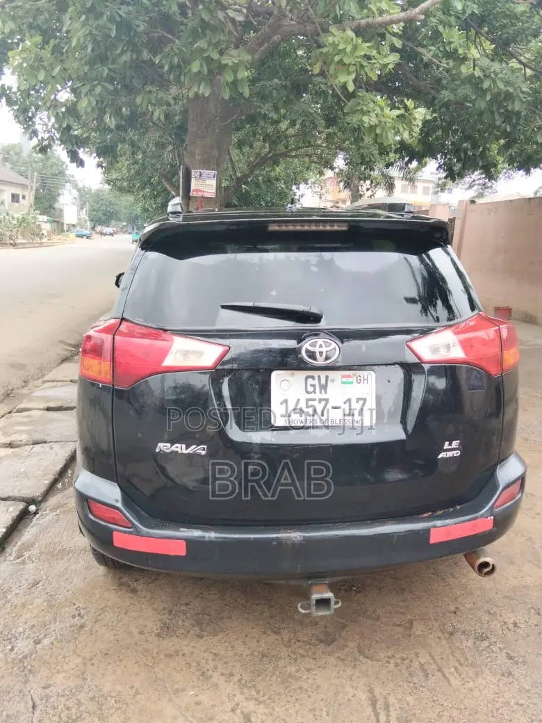 Toyota RAV4 LE 4dr SUV (2.5L 4cyl 6A) 2015 Black