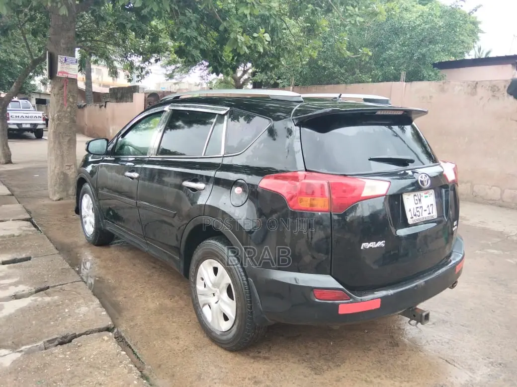 Toyota RAV4 LE 4dr SUV (2.5L 4cyl 6A) 2015 Black