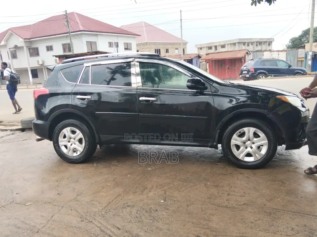 Toyota RAV4 LE 4dr SUV (2.5L 4cyl 6A) 2015 Black