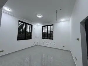 4bdrm Duplex in Ayimensah, Oyarifa Mall Area for rent