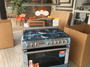 Cook Multiple Dishes on Ferre 90x60cm 4Gas+2Electric Burner