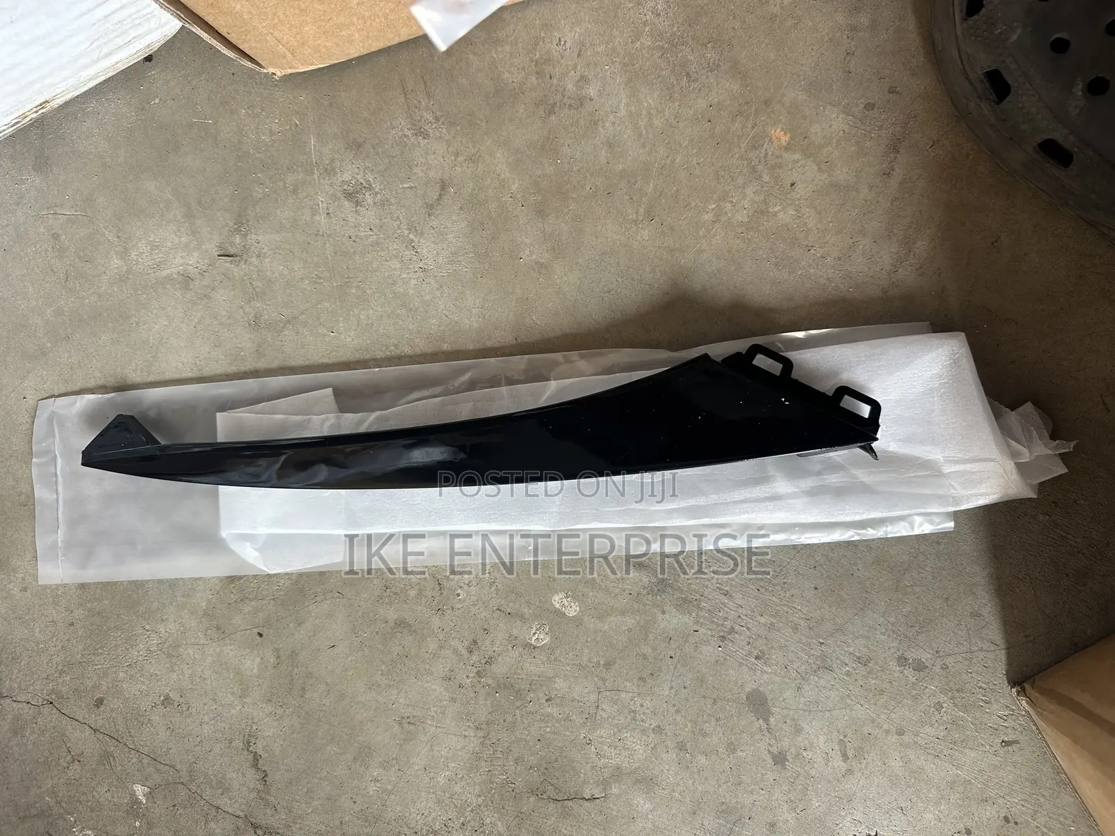 Honda Accord Headlight Moulding Down 2018,2019,2020,2021,2022