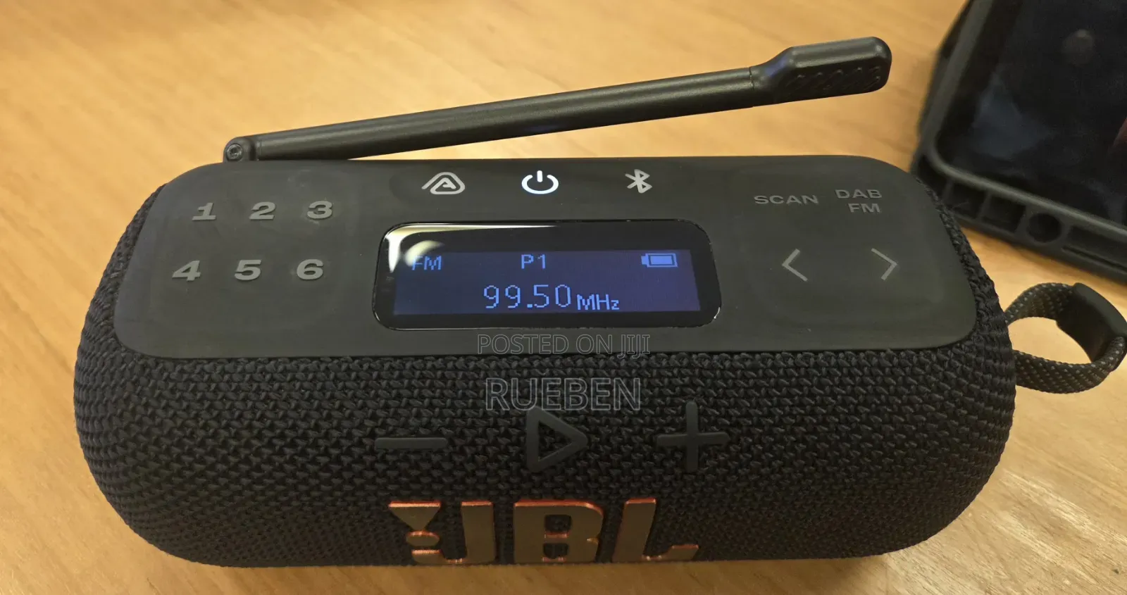 JBL Tuner 3