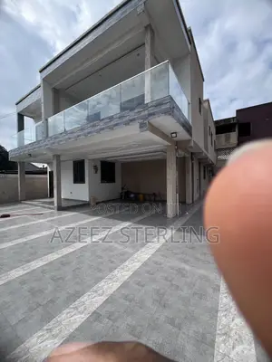 5bdrm House in Lashibi for sale