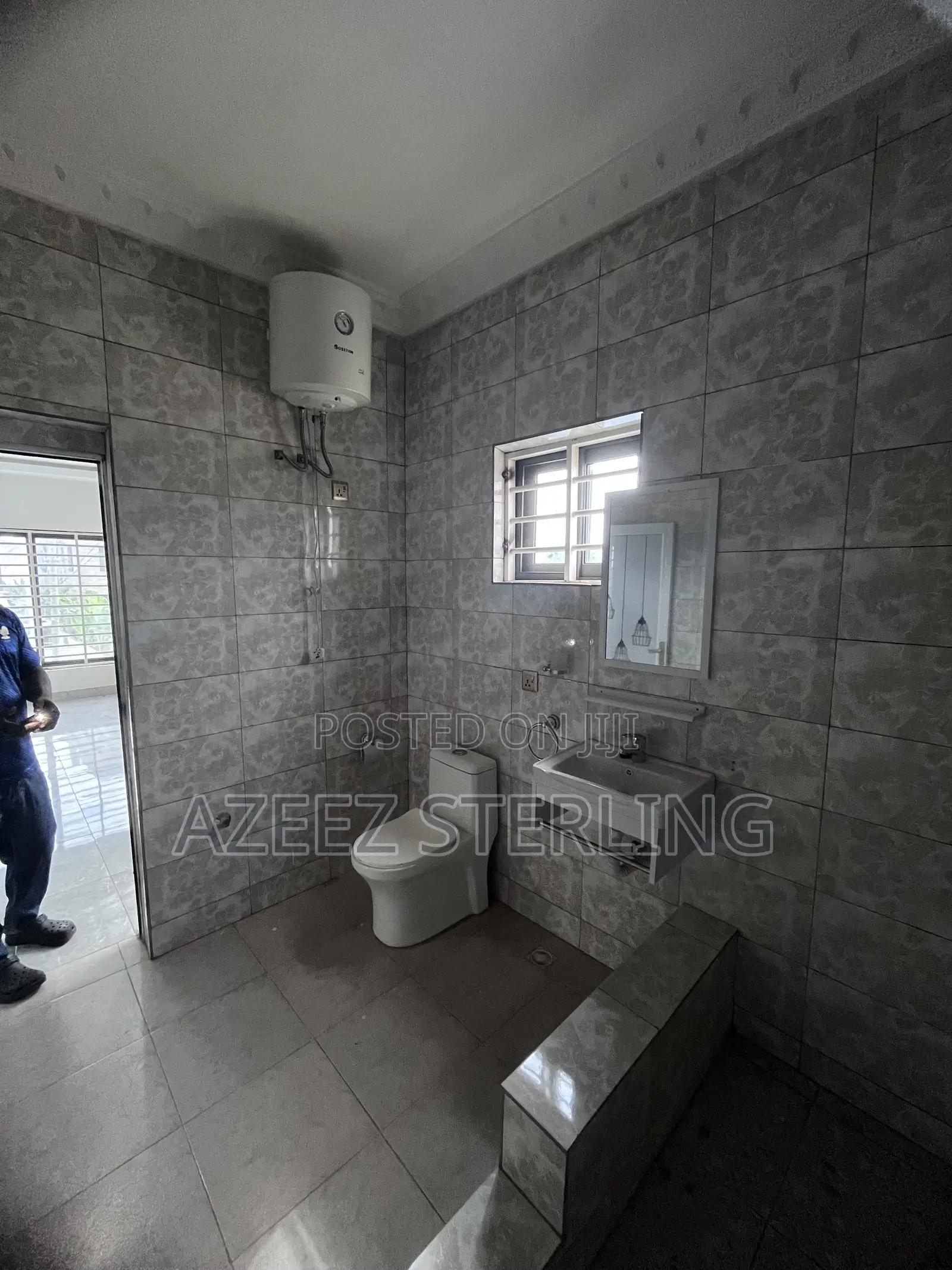 5bdrm House in Lashibi for sale