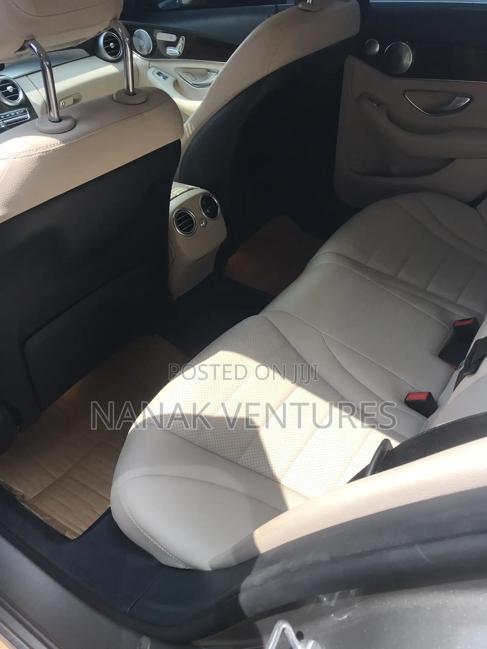 Mercedes-Benz C300 2021 Gray