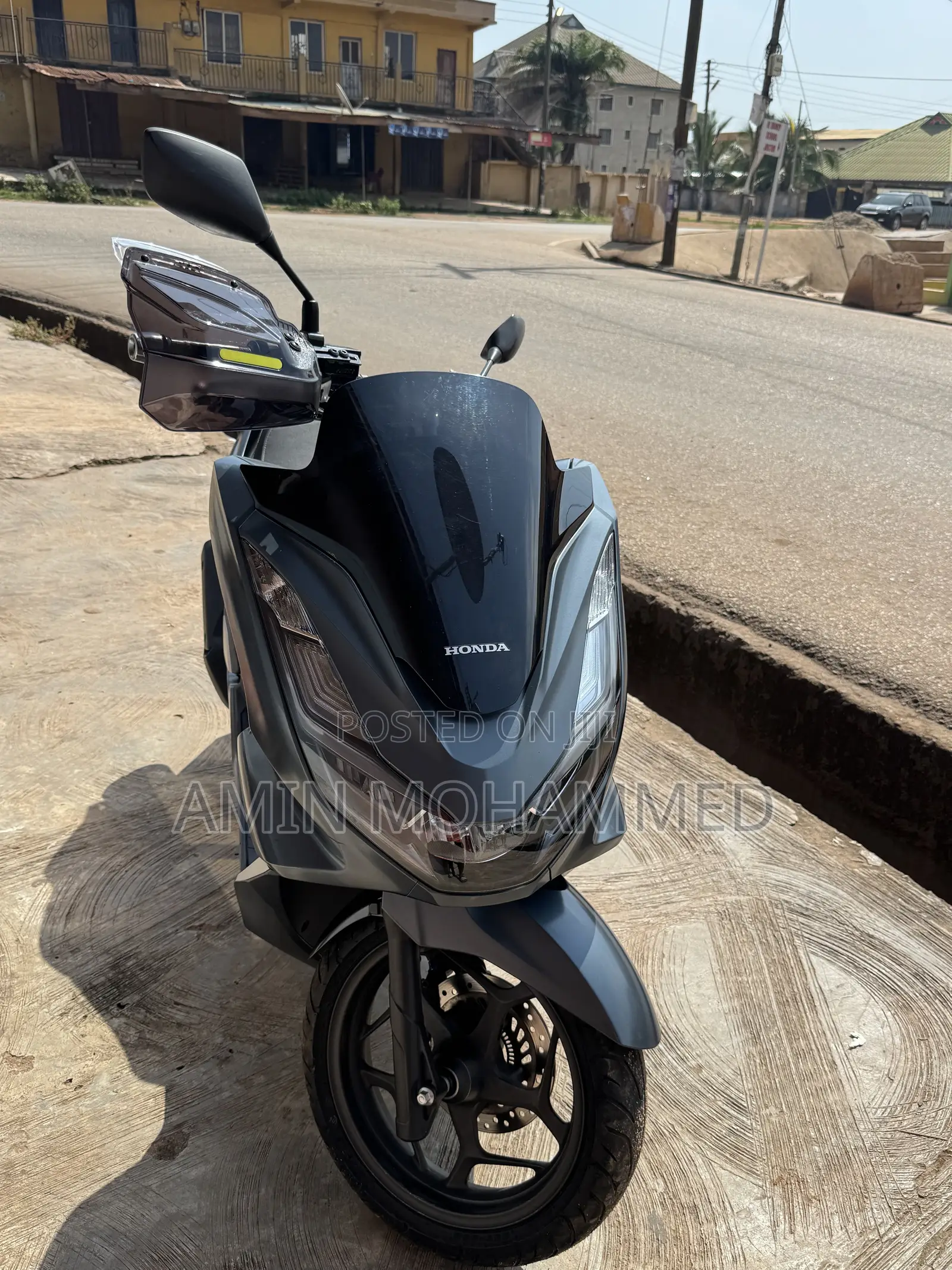 Honda 2025 Gray