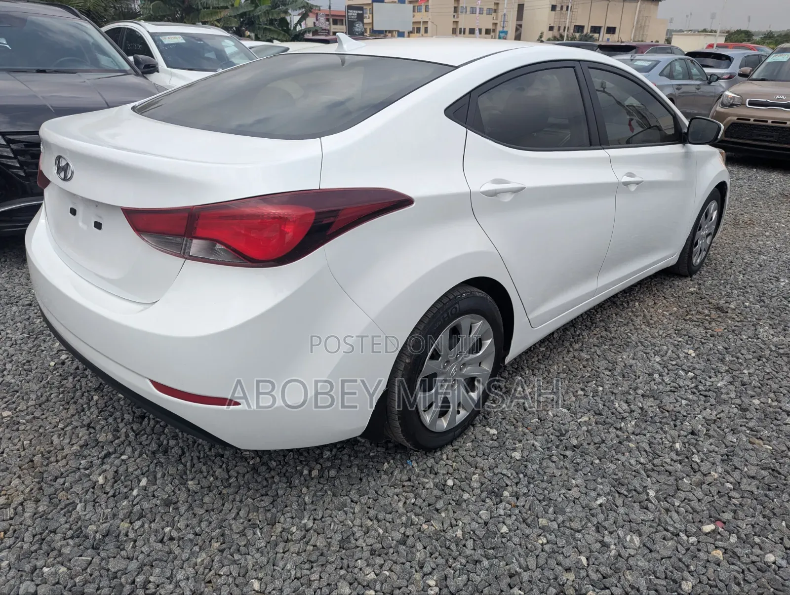 Hyundai Elantra Limited 4dr Sedan (1.8L 4cyl 6A) 2014 White