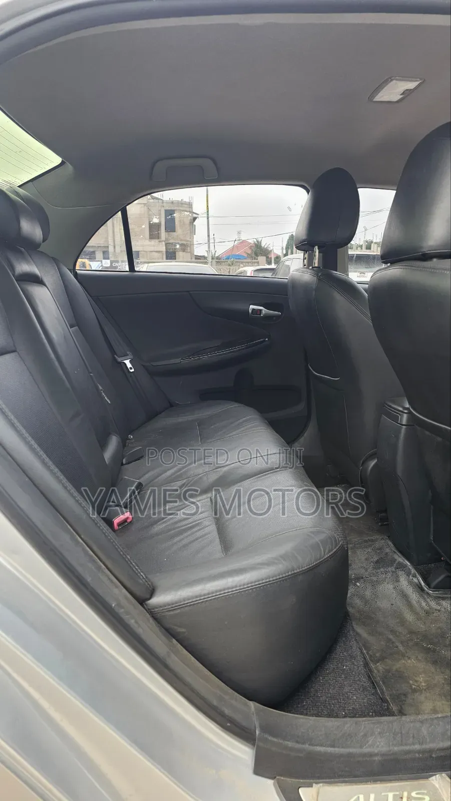 Toyota Corolla Altis 2012 Silver