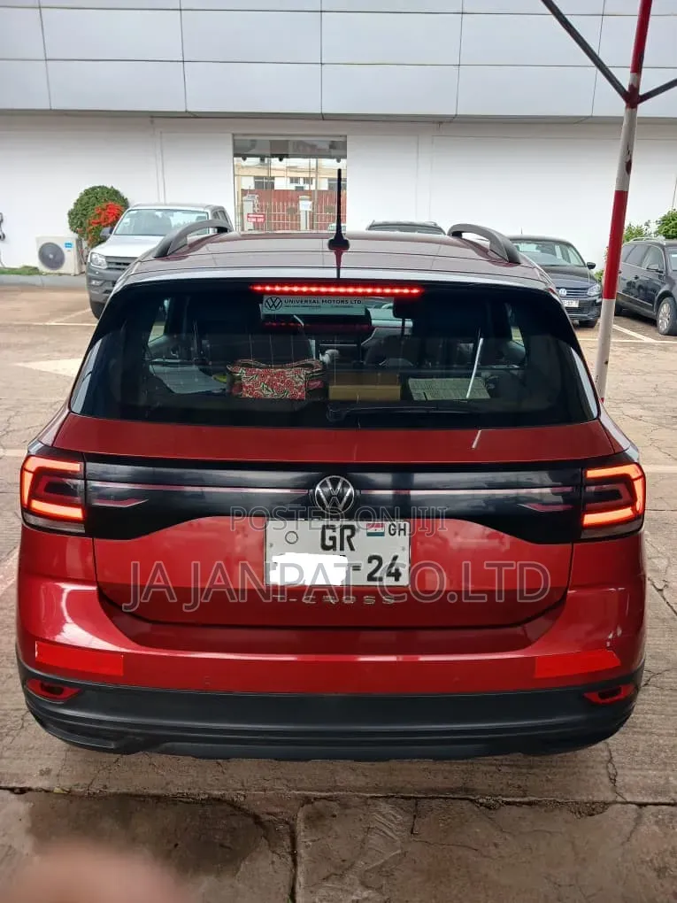 Volkswagen T-Cross 2024 Red