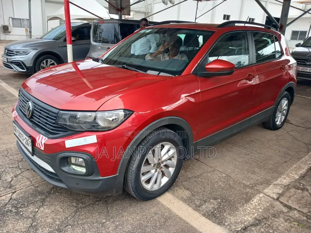 Volkswagen T-Cross 2024 Red