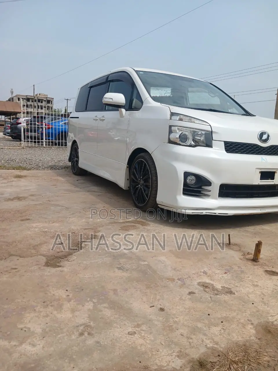 Toyota Voxy 2013 White