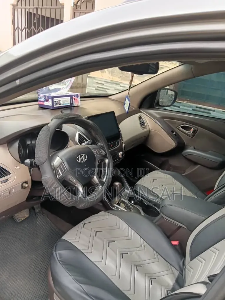 Hyundai Tucson GLS FWD 2014 Silver