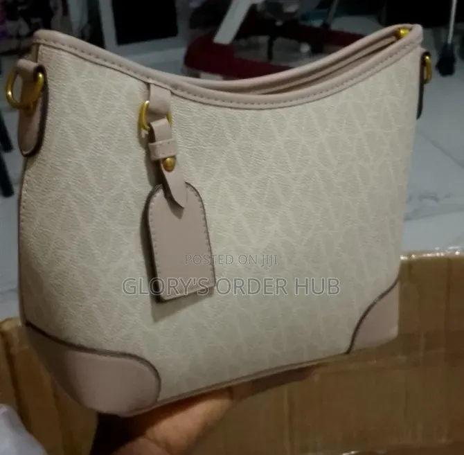 Unique Stylish Hand Bag