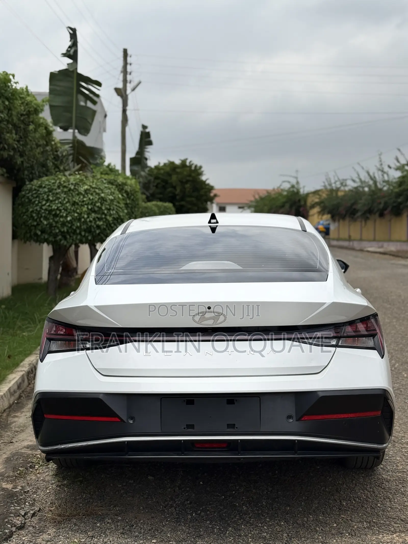 Hyundai Elantra 2025 White