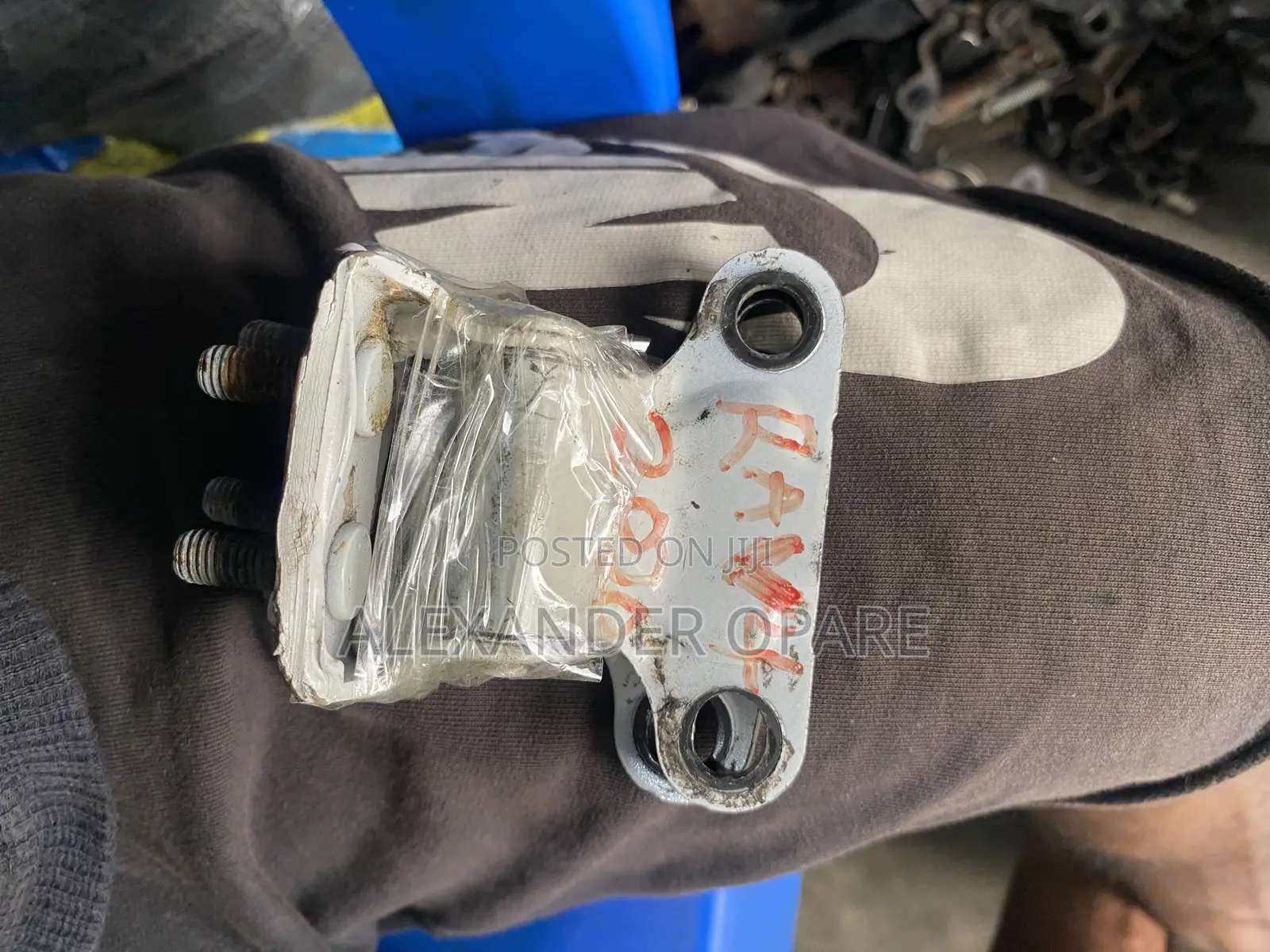 RAV4 2020 Rear Trunk or Boot Hinges
