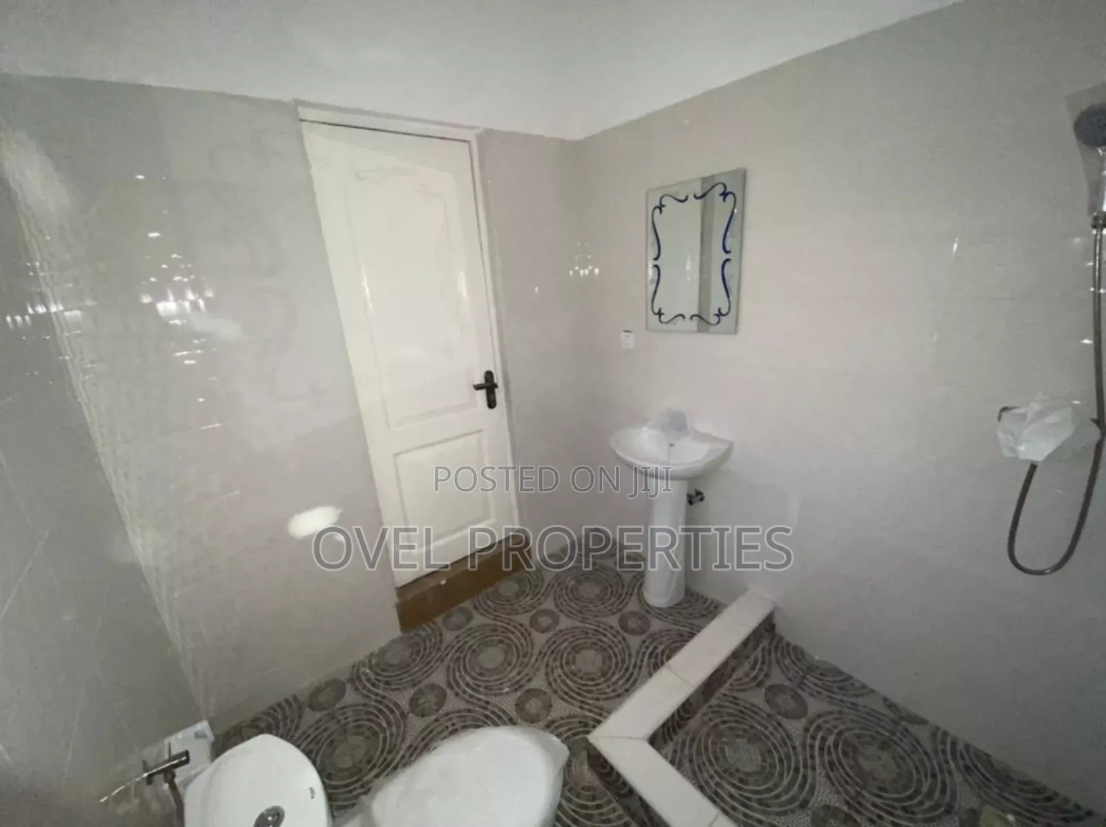 2bdrm Apartment in Ov, East Legon for rent