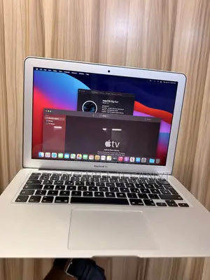 Laptop Apple MacBook Air 2017 8GB Intel Core i5 SSD 128GB