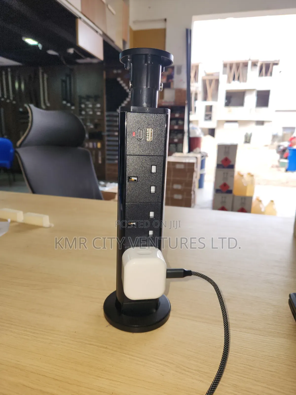 Pop-Out Socket Tower