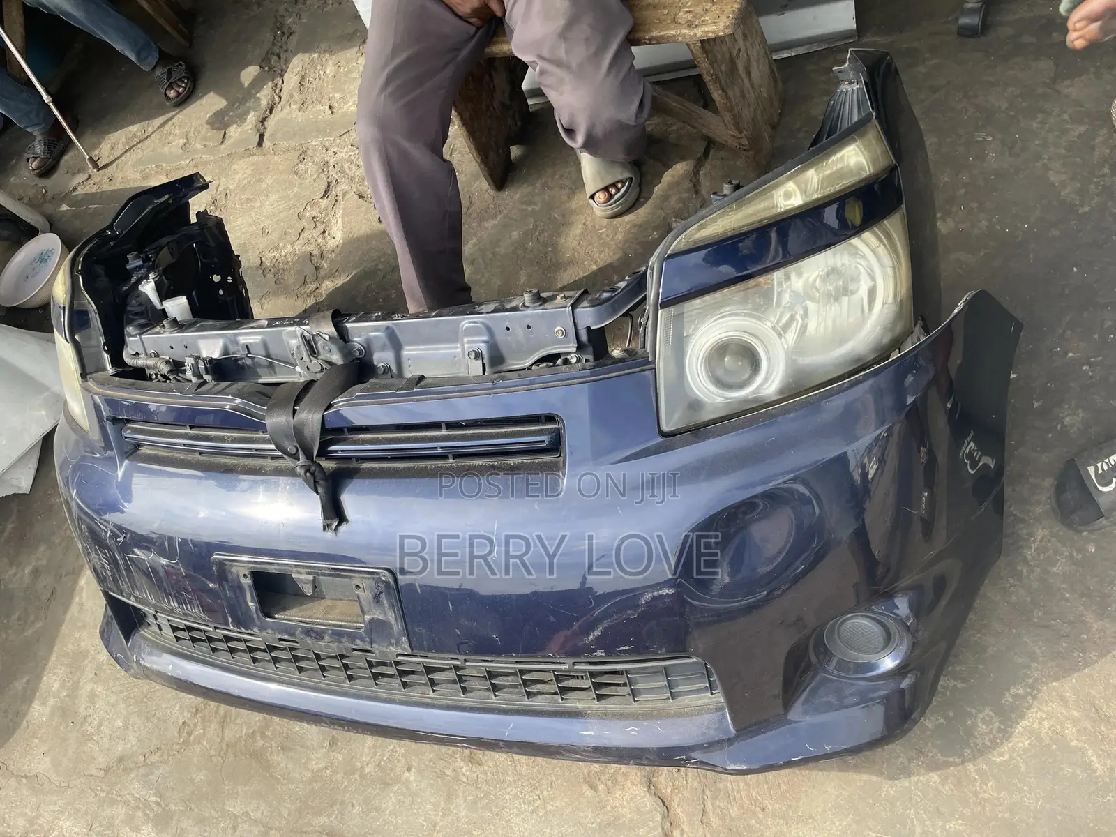 2008-2010 Complete Front Cut for Toyota Voxy