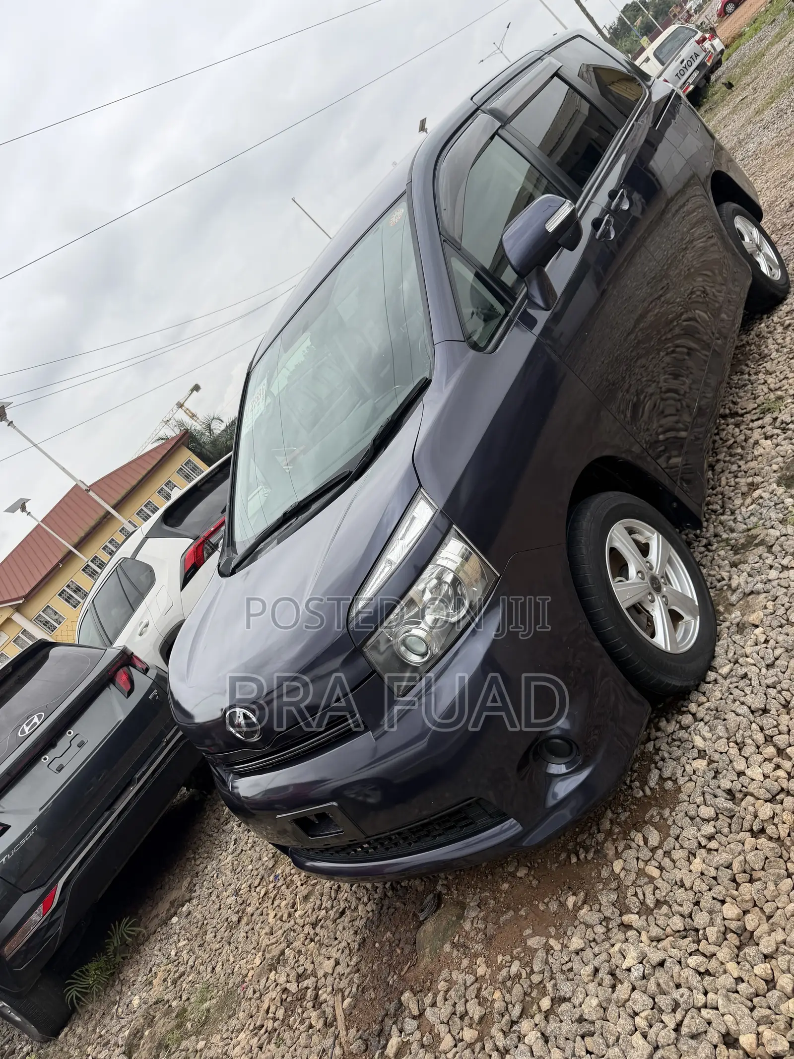 Toyota Voxy 2012 Blue