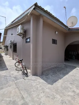 3bdrm Apartment in Kg Franco Properties, Baatsona Total for rent