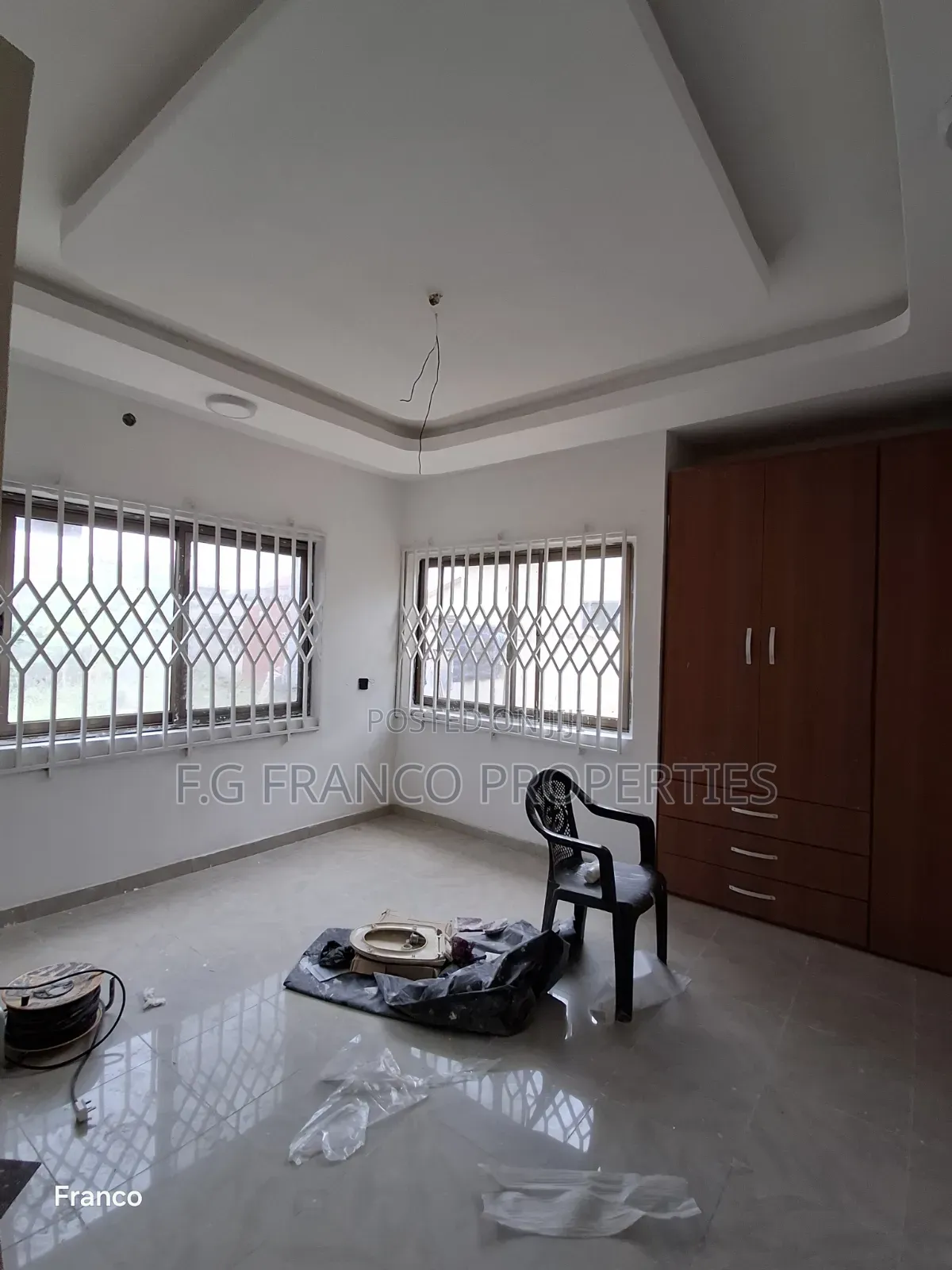 3bdrm Apartment in Kg Franco Properties, Baatsona Total for rent