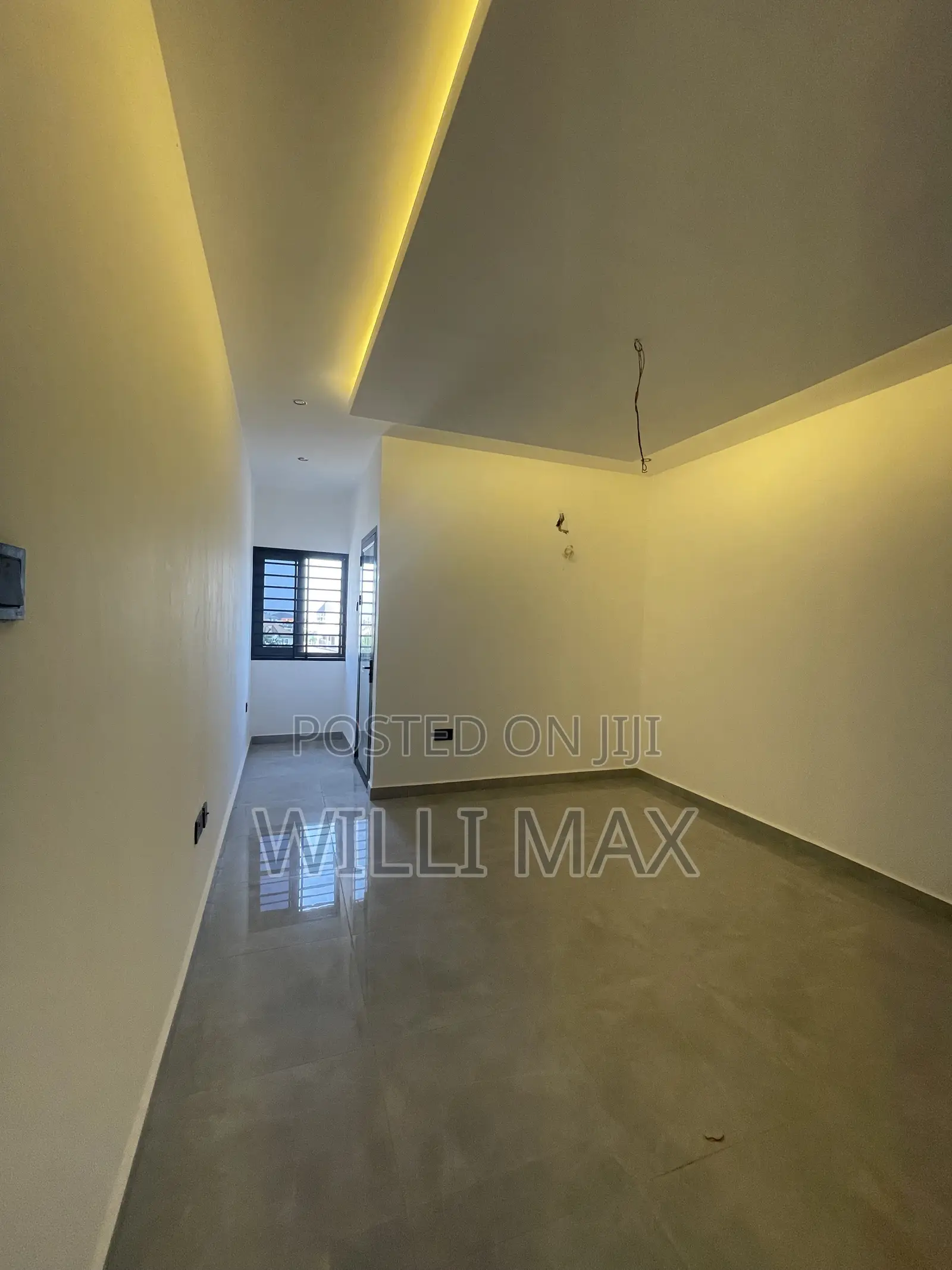 4bdrm Duplex in Oyarifa for sale