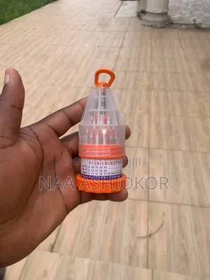 31 in 1 Interchangeable Bits Screwdriver Set