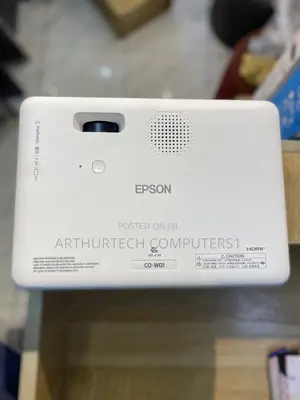 Brand New Epson CO-W01 Projector