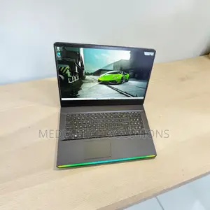 Laptop MSI Raider GE76 12UGS 32GB Intel Core i7 SSD 1T