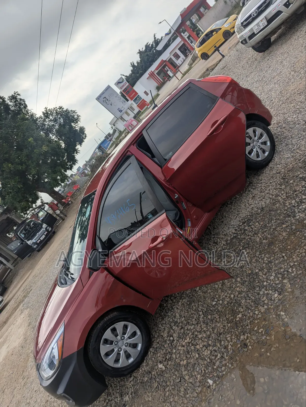 Hyundai Accent SE Hatchback 2017 Red