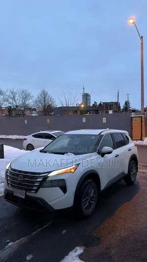 Nissan Rogue 2025 White