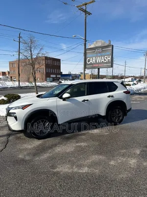 Nissan Rogue 2025 White