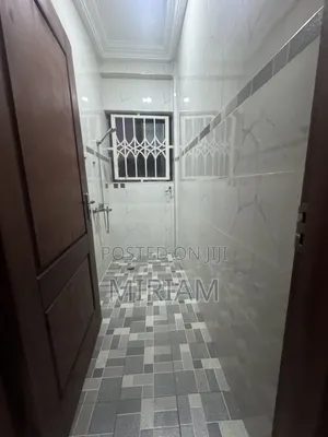 2bdrm Apartment in Asokore Mampong Municipal for rent