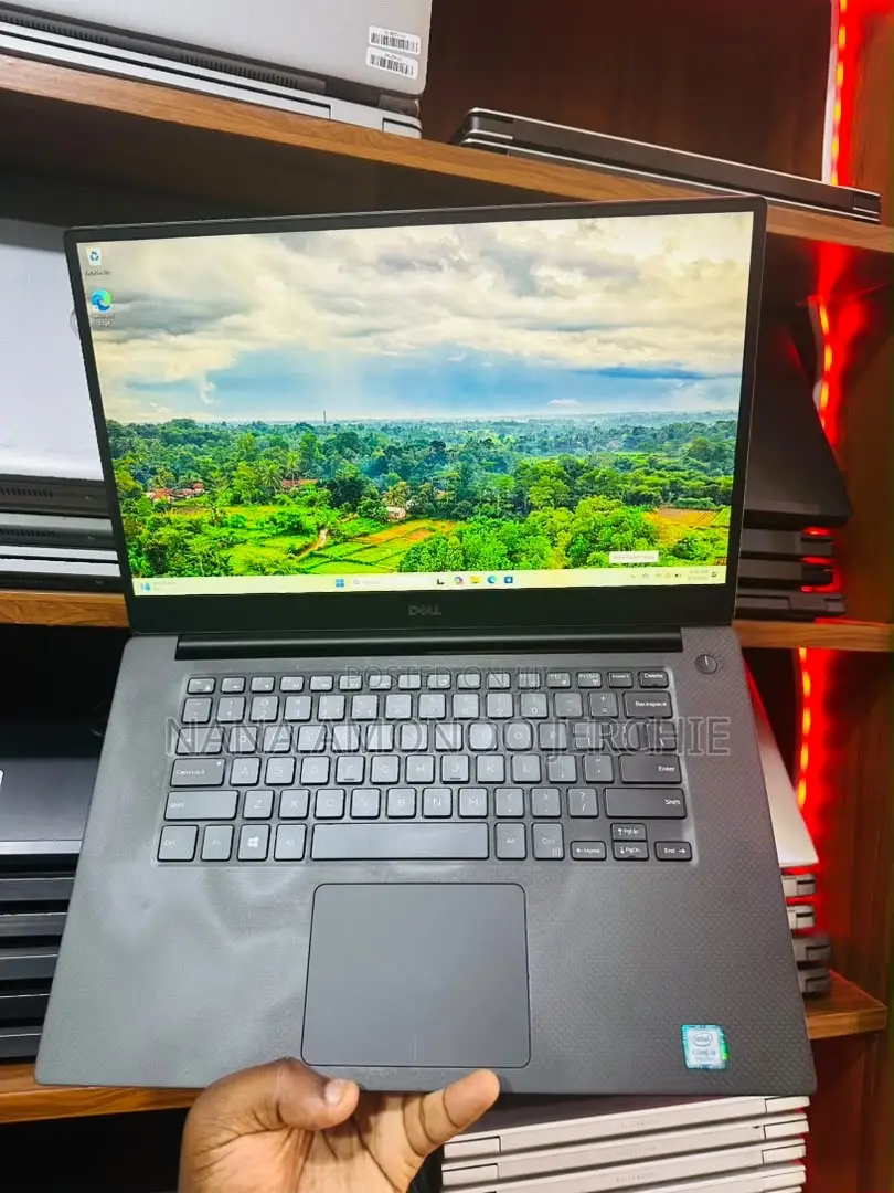 Laptop Dell Precision 5540 32GB Intel Core i9 SSD 1T
