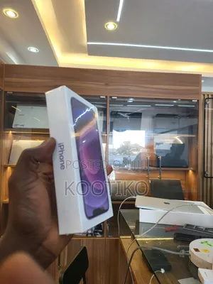 New Apple iPhone 12 128 GB Purple